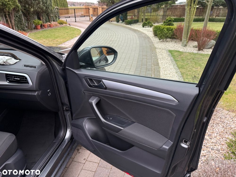 Volkswagen T-Roc 1.5 TSI Life Plus DSG - 25