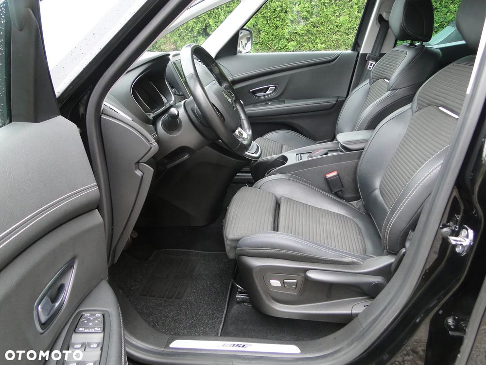 Renault Grand Scenic - 15