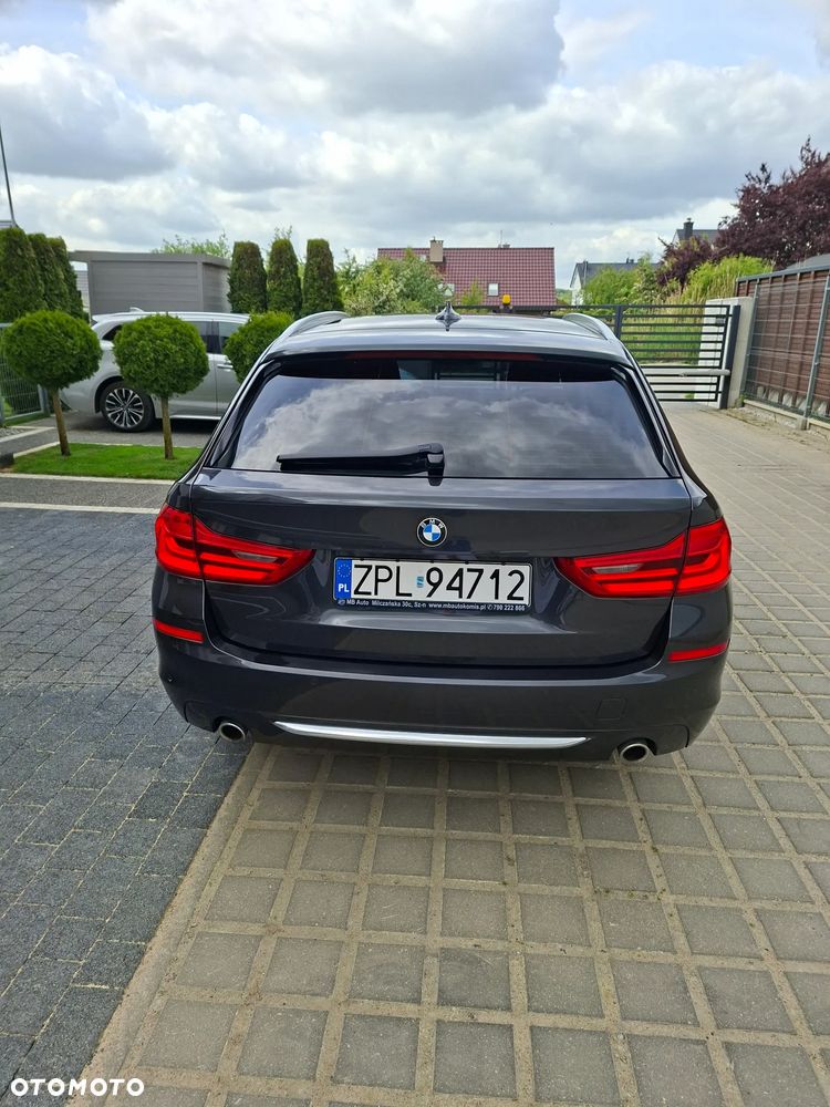 BMW Seria 5 520d Luxury Line sport - 5