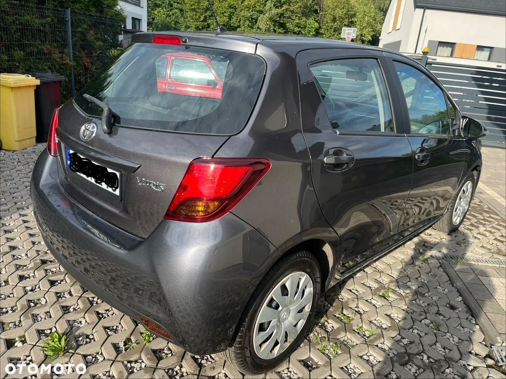 Toyota Yaris 1.0 VVT-i Comfort mit Design-Paket - 8