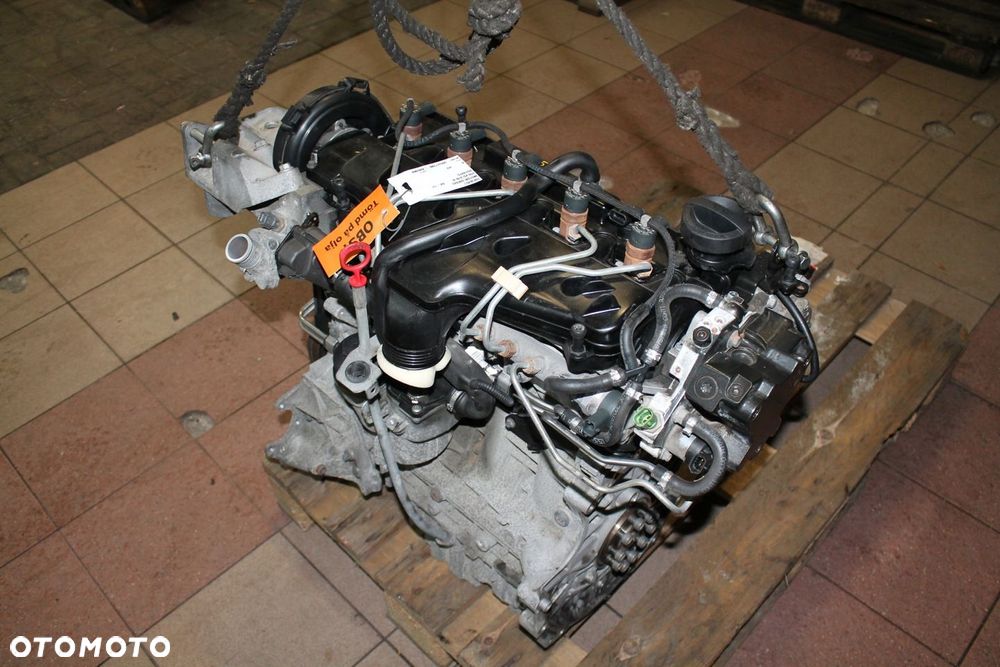 VOLVO V70S80XC70XC60 SILNIK D5 185 D5244T4 D5244T5 - 1