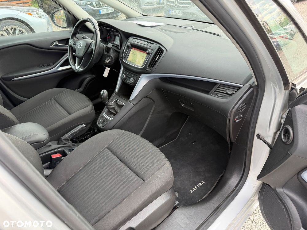 Opel Zafira 1.4 Turbo Active - 24