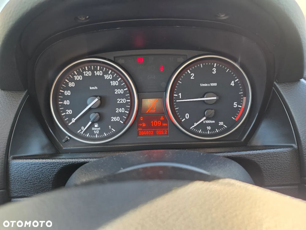BMW X1 sDrive18d xLine - 20
