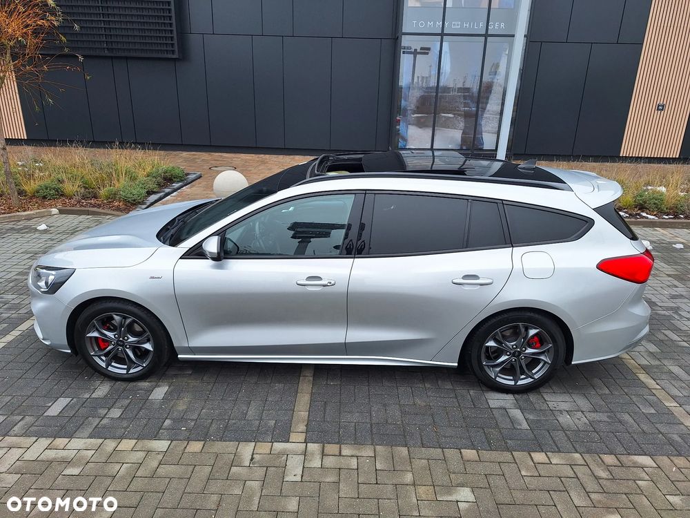 Ford Focus 1.5 EcoBoost ST-Line X - 8