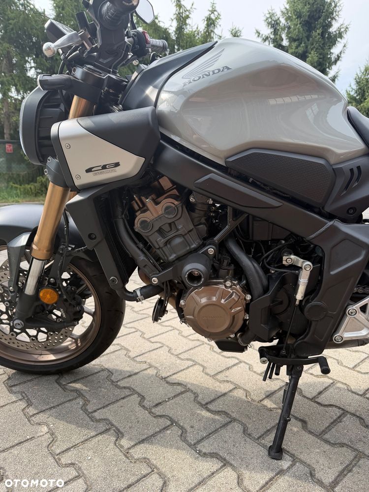 Honda CB - 7