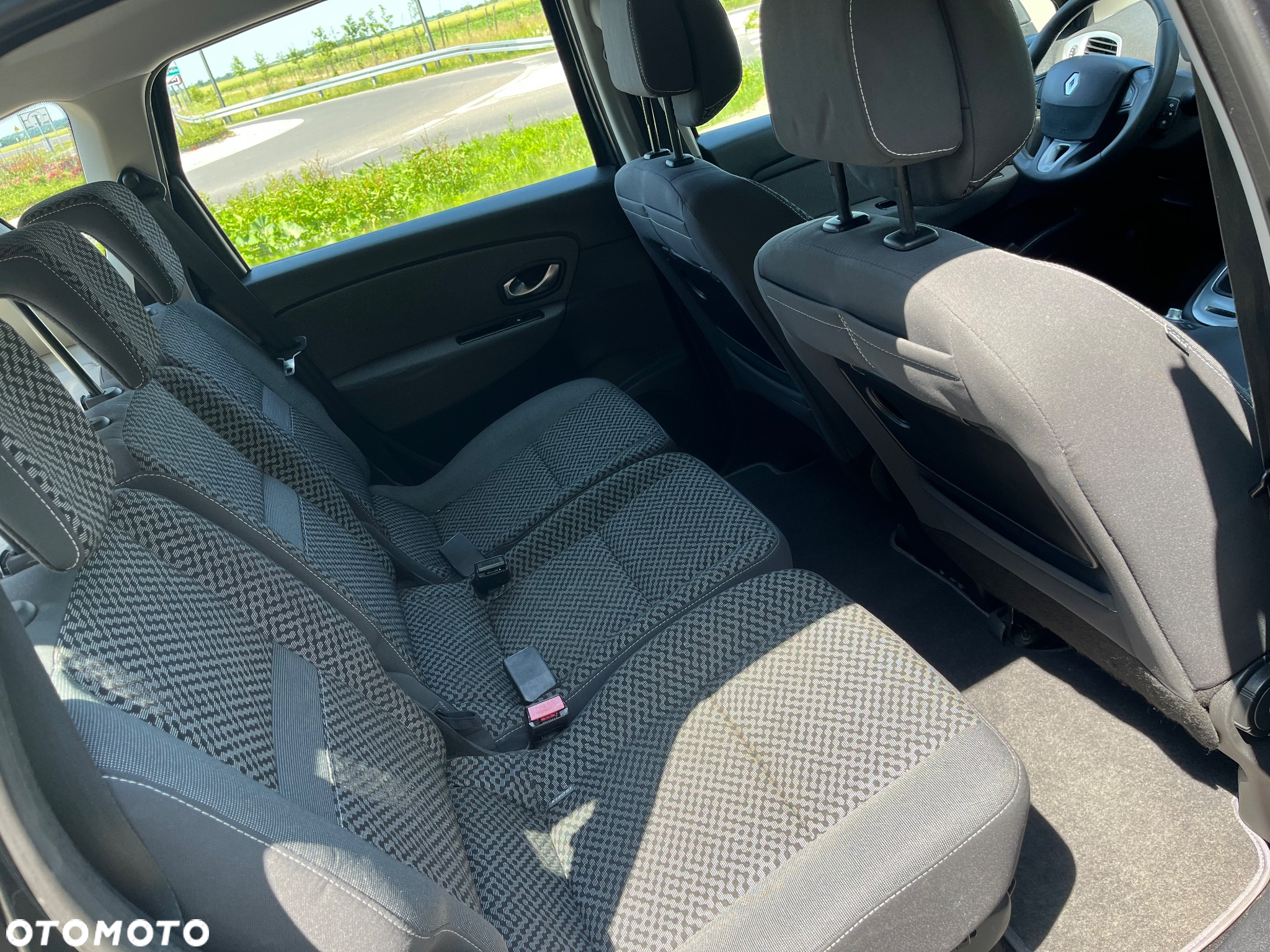 Renault Scenic ENERGY dCi 110 EXPERIENCE - 10