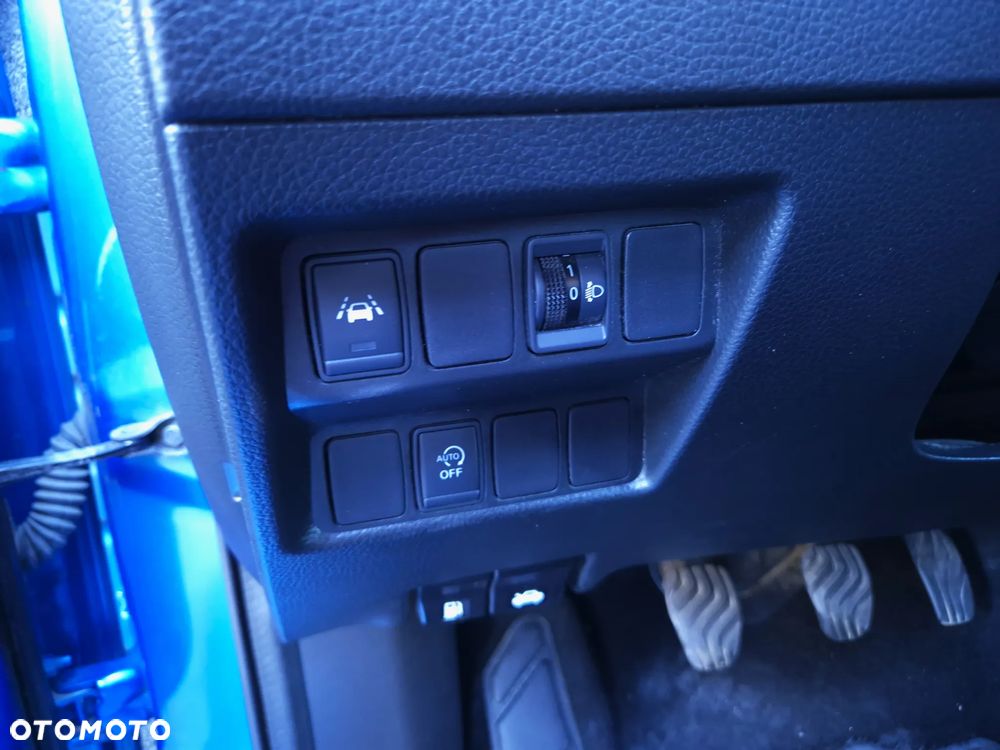 Nissan Qashqai 1.3 DIG-T N-Connecta - 37