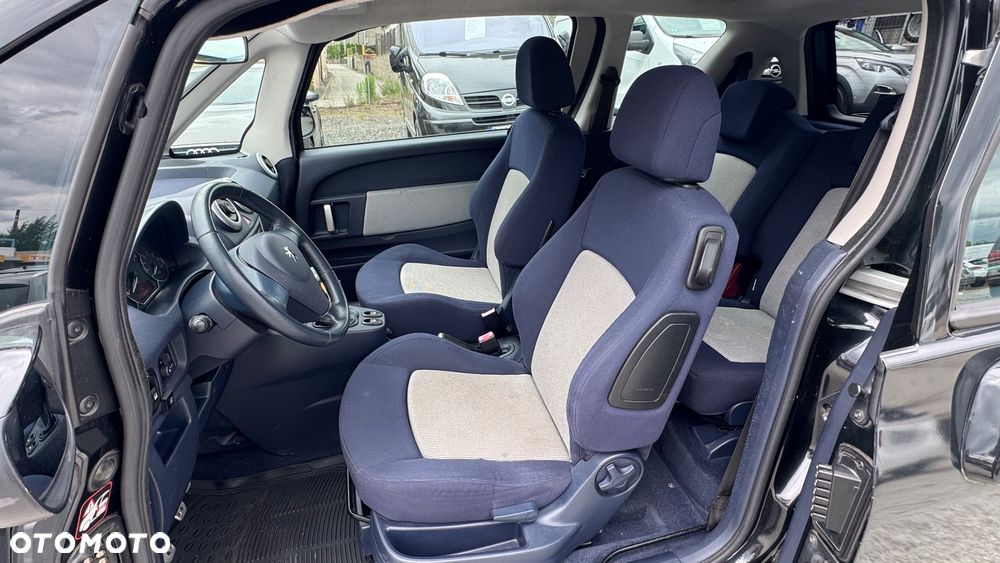 Peugeot 1007 1.4 Trendy - 9