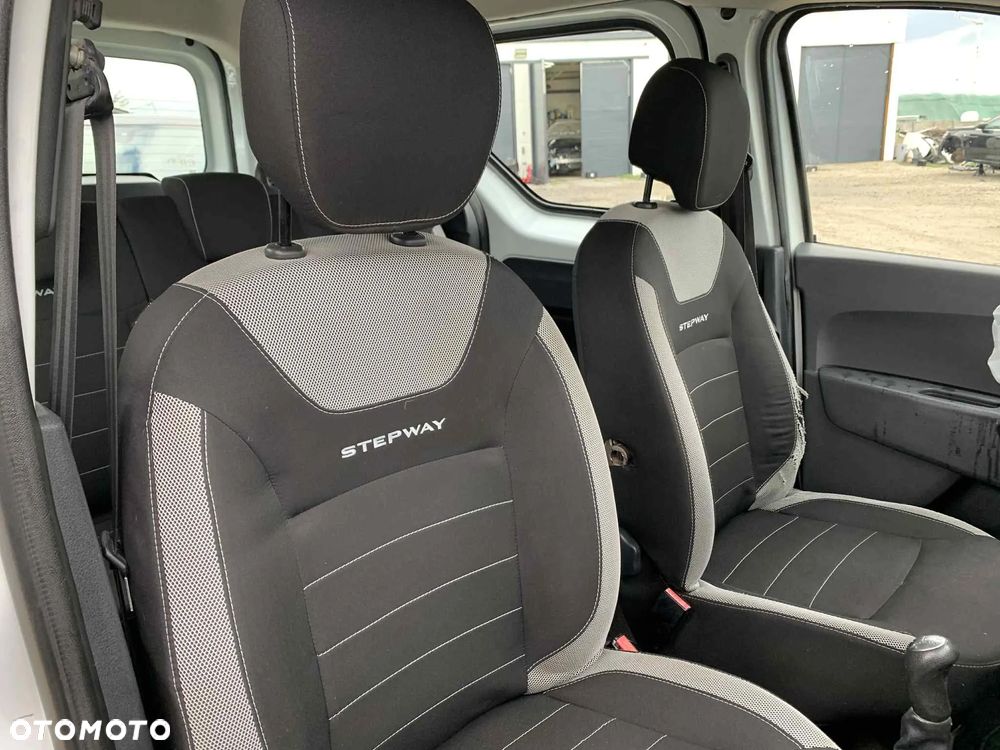 Dacia Dokker TCe 115 Stepway - 11