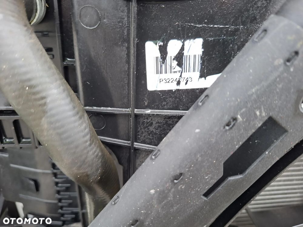 pas przod przedni belka wzmocnienie chlodnice volvo s60 III v60 II - 5