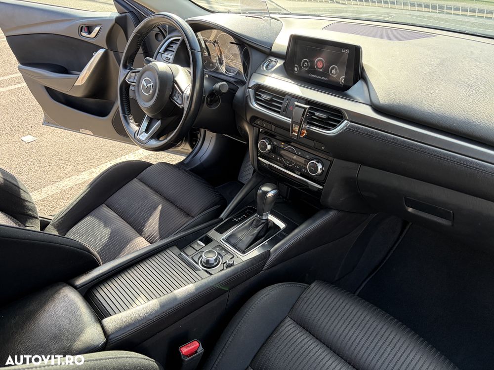Mazda 6 CD175 AT Revolution Top - 32