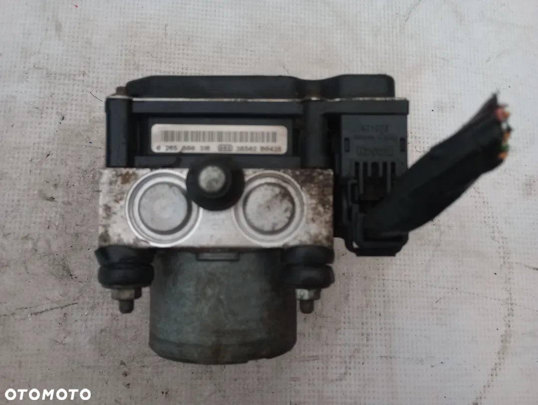 Pompa ABS Renault Clio II 0265231333   8200229137 - 2
