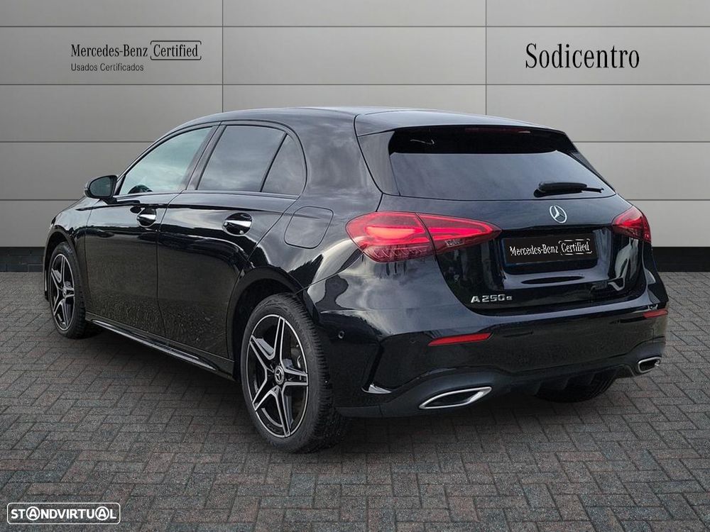 Mercedes-Benz A 250 e AMG Line - 7