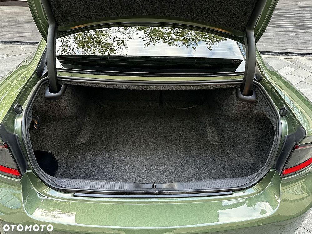 Dodge Charger 6.4 Scat Pack - 39