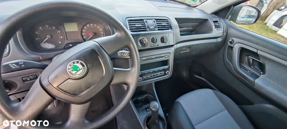 Skoda Fabia 1.2 HTP Active - 13