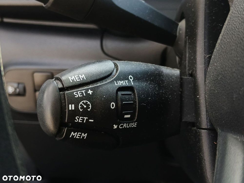 Citroën C3 1.2 PureTech Shine - 25