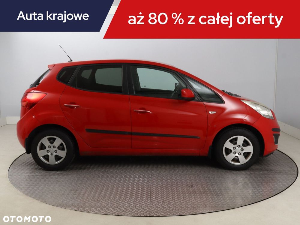 Kia Venga - 8