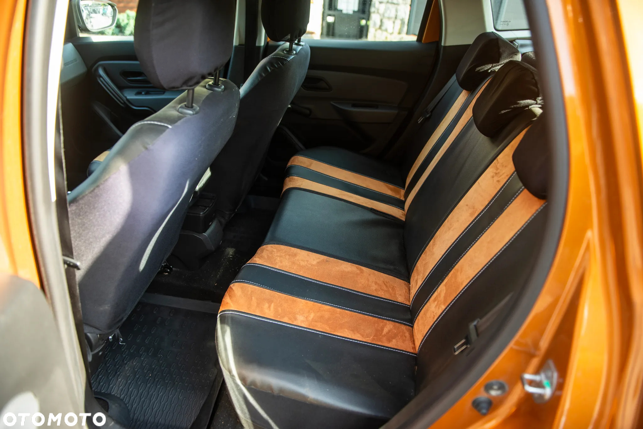 Dacia Duster 1.6 SCe Comfort - 22