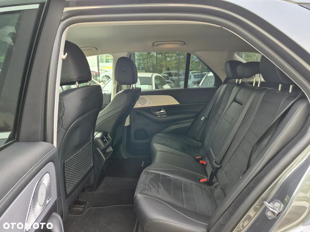 Mercedes-Benz GLE - 25