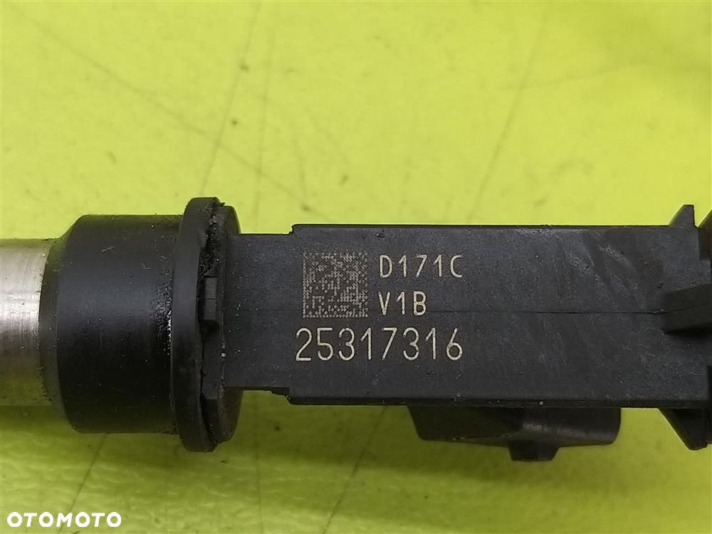 Listwa wtryskowa WTRYSKI Opel Combo C CORSA 1.6B 8V 2001-2011R 25317316 - 2