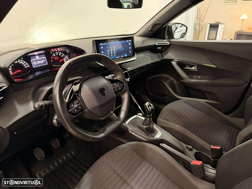 Peugeot 2008 1.2 PureTech Active - 10