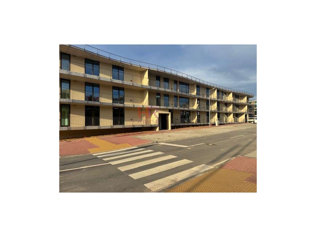 Junto ao Fórum Coimbra arrenda-se T0+1 com aparcamento privativo. - Grande imagem: 5/30