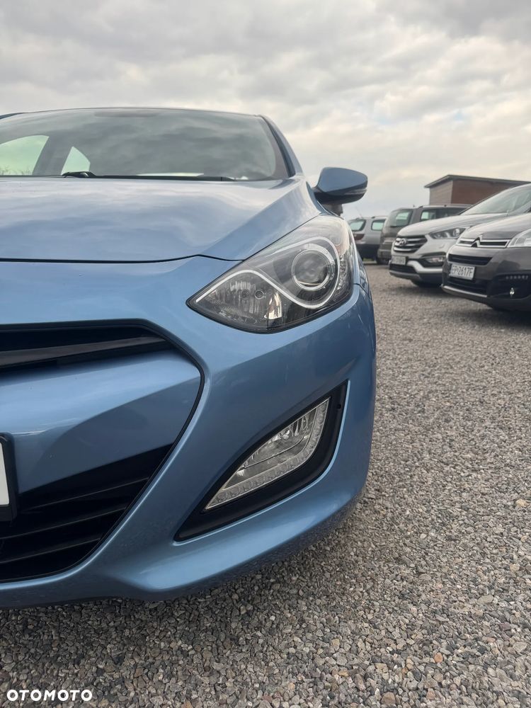 Hyundai i30 1.4 Classic - 9