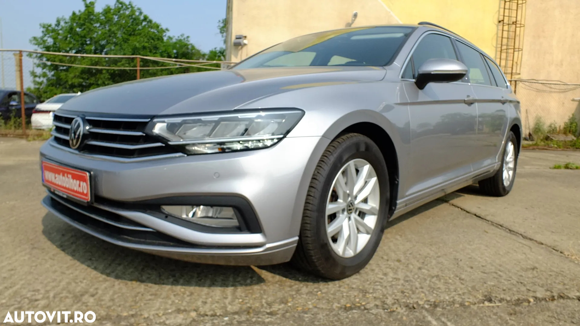 Volkswagen Passat Variant 2.0 TDI DSG Comfortline - 2