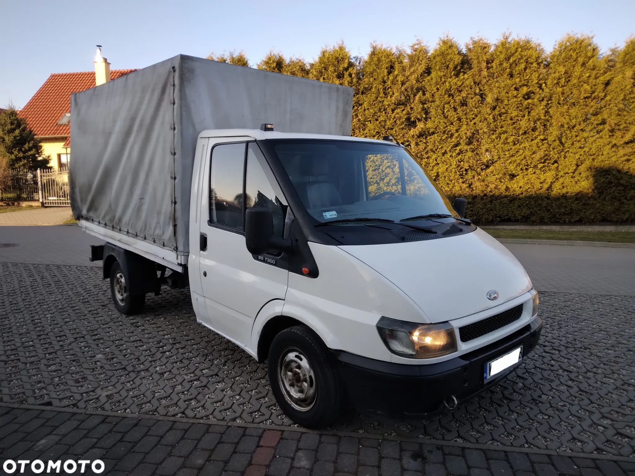 Ford Transit - 1