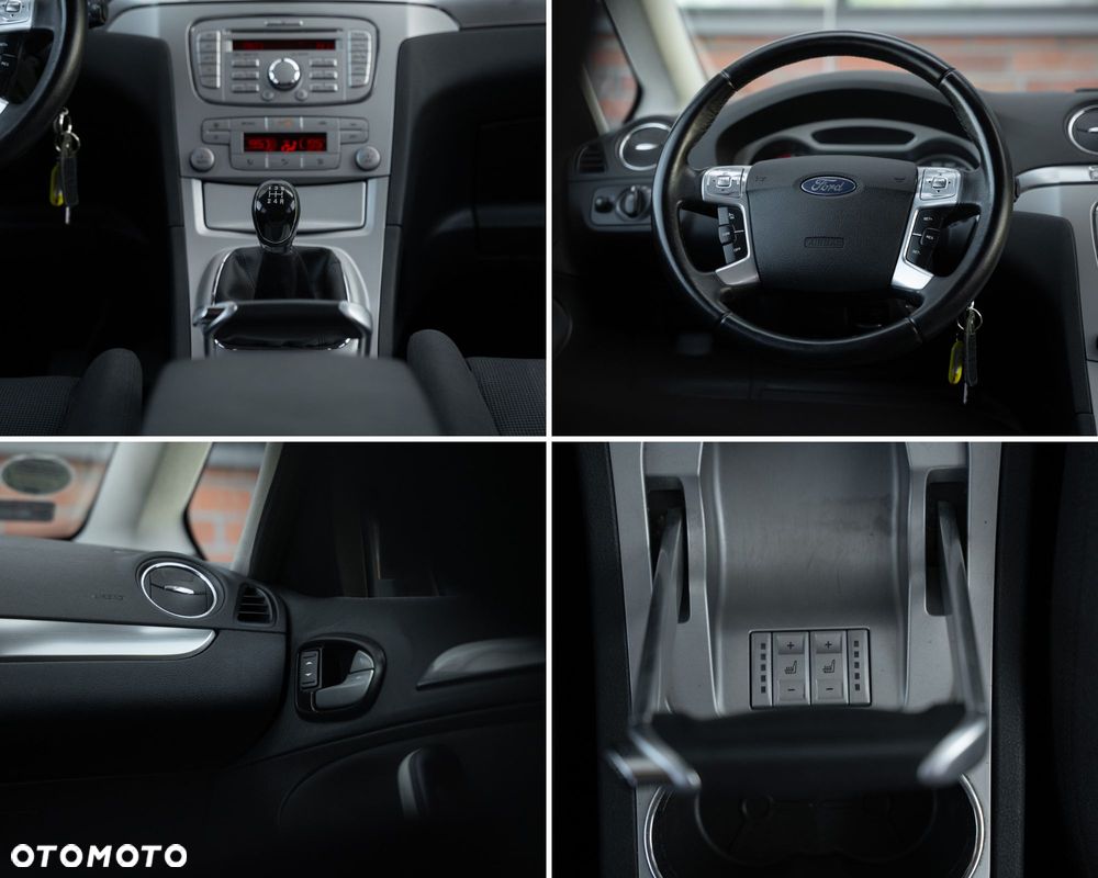 Ford S-Max 2.0 Titanium - 33