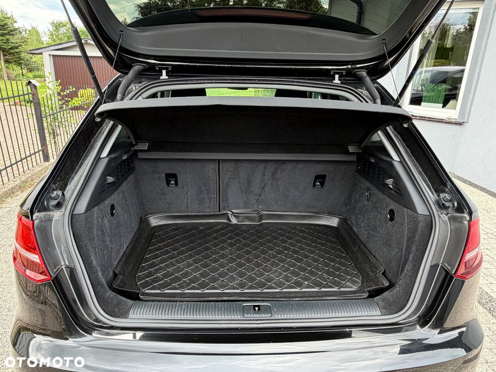 Audi A3 Sportback 1.6 TDI(clean diesel) Ambition - 12
