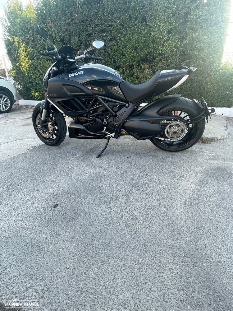 Ducati Diavel Carbon - 1