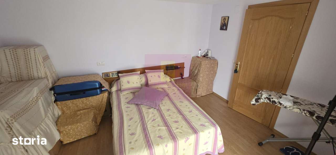 Casa de vanzare cu 3 camere in Poiana Campina - Imagine principală: 4/20