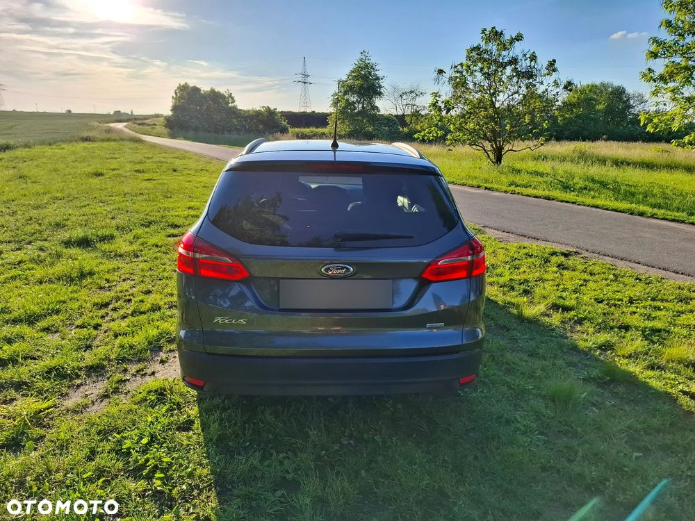 Ford Focus 1.0 EcoBoost Titanium ASS - 4