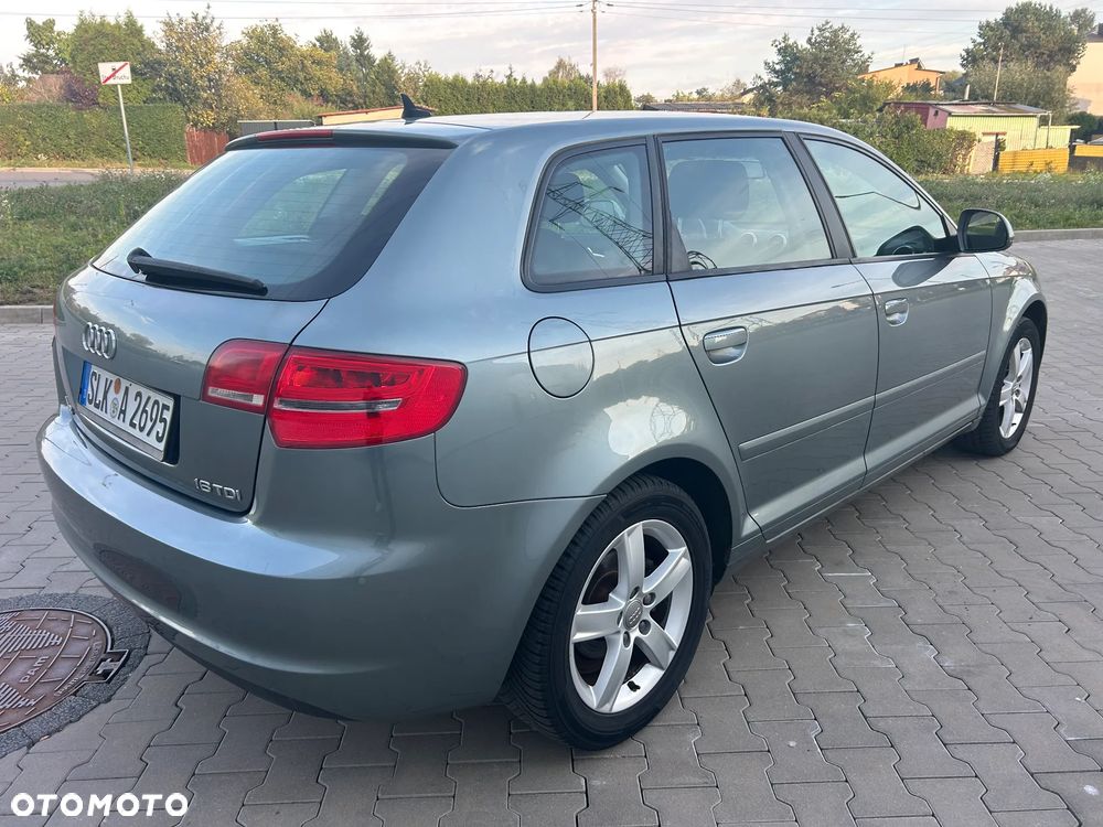 Audi A3 Sportback 1.6 TDI DPF Ambition - 16