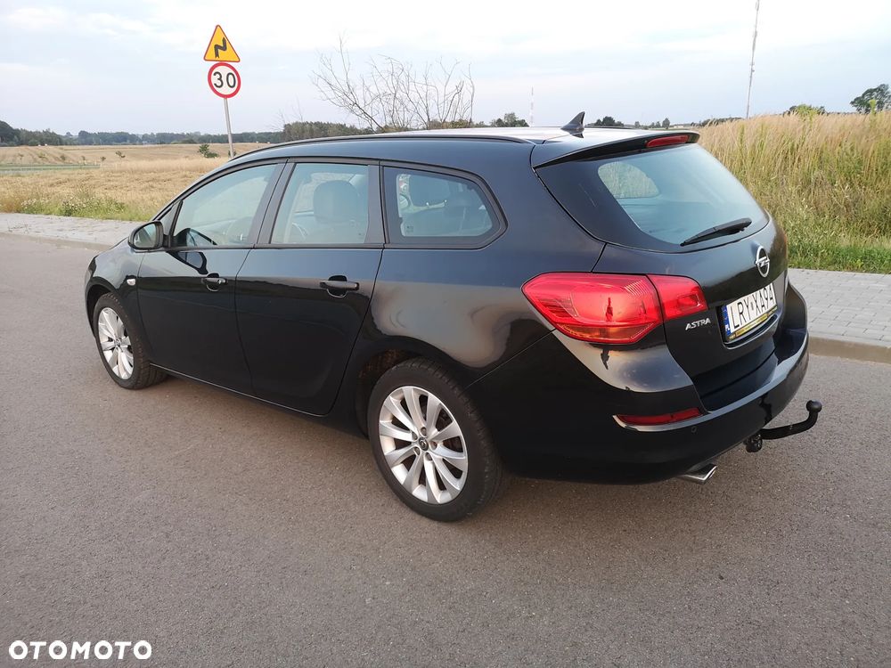 Opel Astra 1.4 Turbo - 23