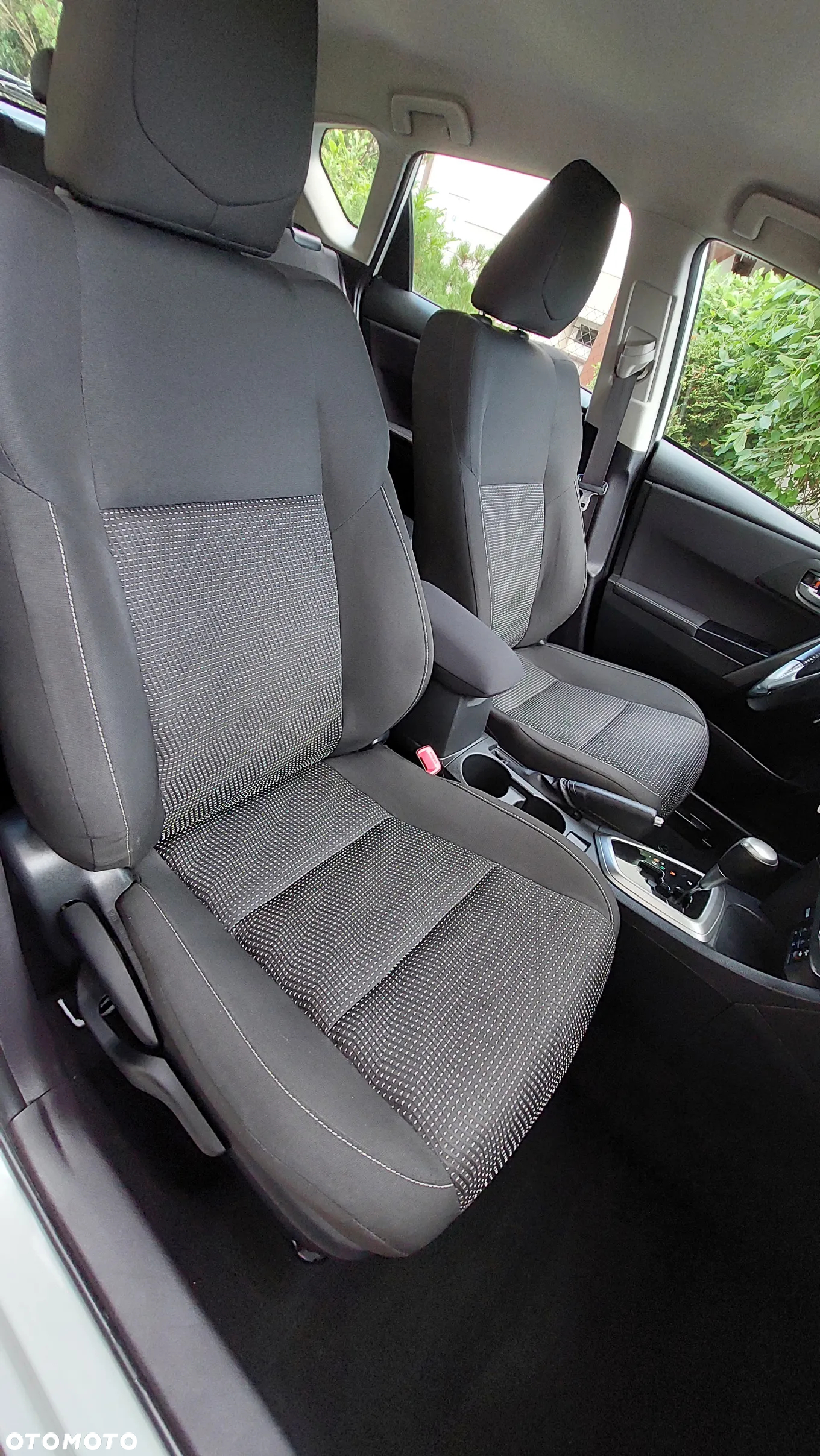 Toyota Auris 1.6 Premium MS - 15