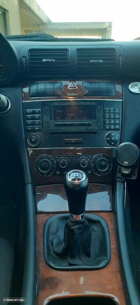 Mercedes-Benz C 200 - 4