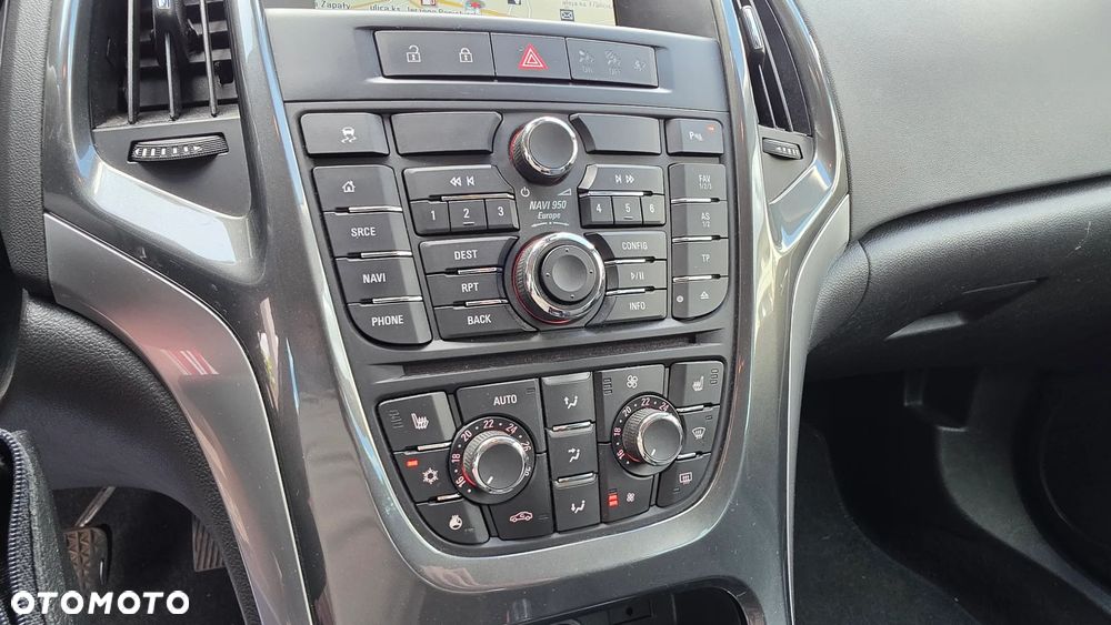 Opel Astra 1.4 T Cosmo EU6 - 13