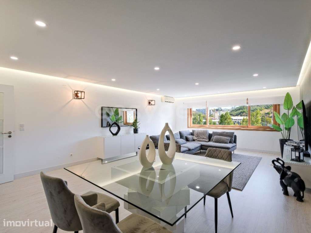 Fantástico T3 acabado de remodelar no coração de Odivelas - Grande imagem: 5/50