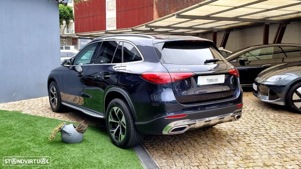 Mercedes-Benz GLC 300 e 4Matic - 6