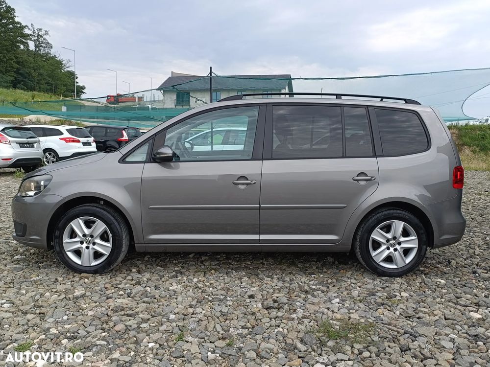 Volkswagen Touran 1.6 TDI DPF BlueMotion Technology Comfortline - 4