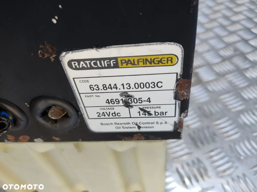 SILNIK POMPA Palfinger 24v 4691305-1 - 2