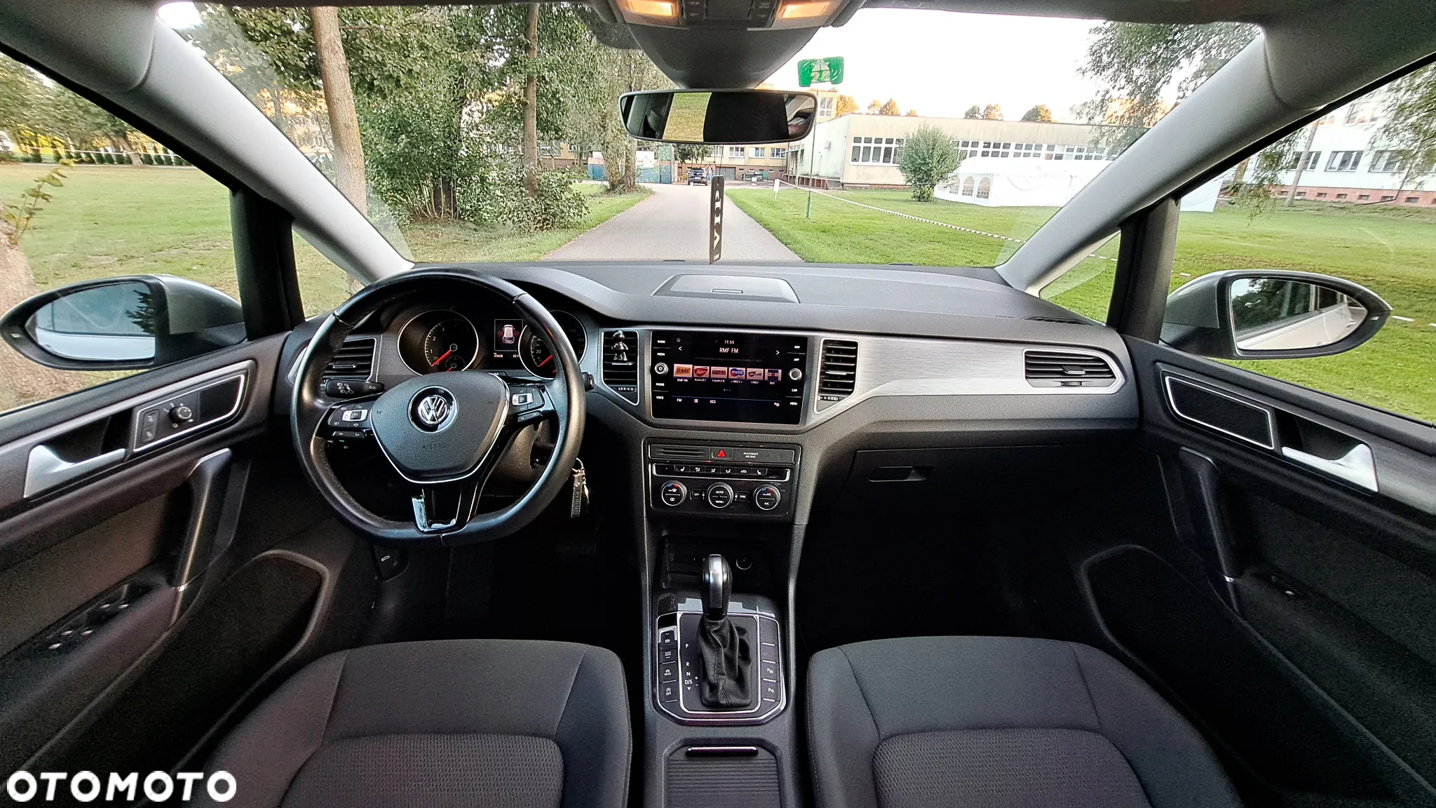 Volkswagen Golf Sportsvan 1.5 TSI ACT DSG Comfortline - 21