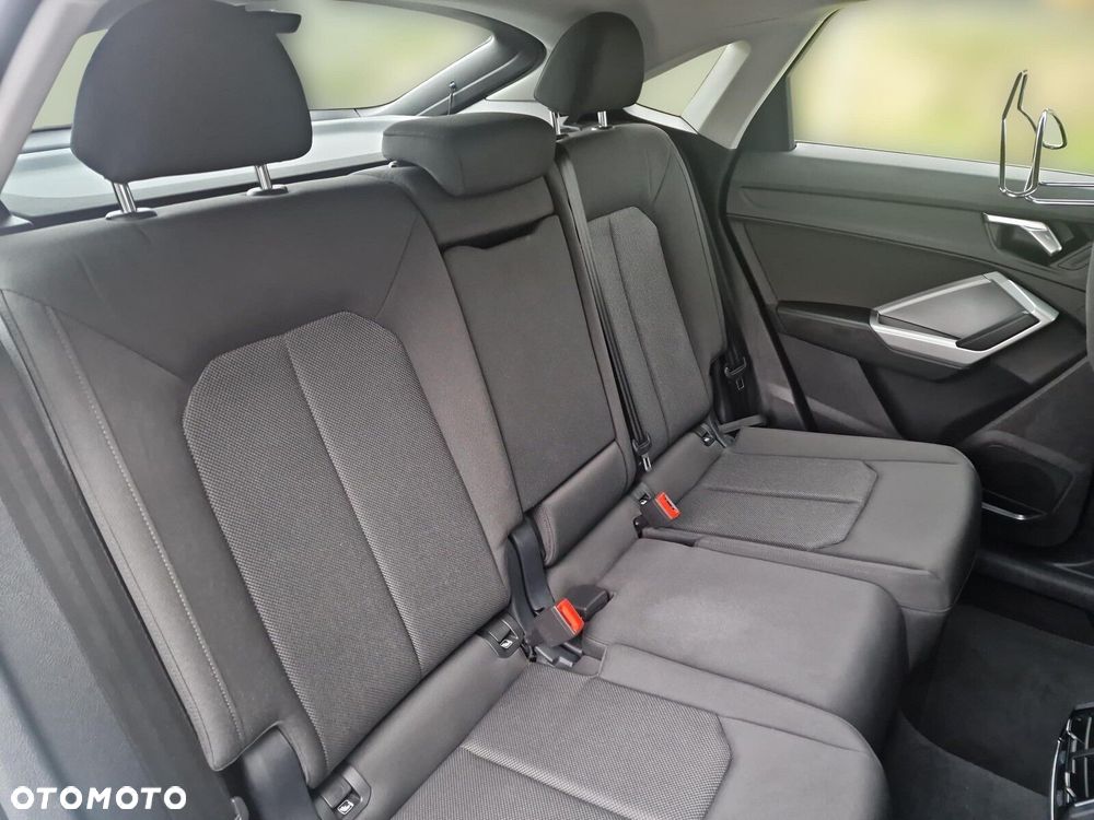 Audi Q3 35 TFSI - 12