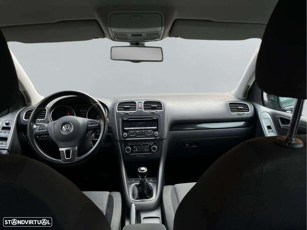 VW Golf 1.6 TDi Confortline - 10