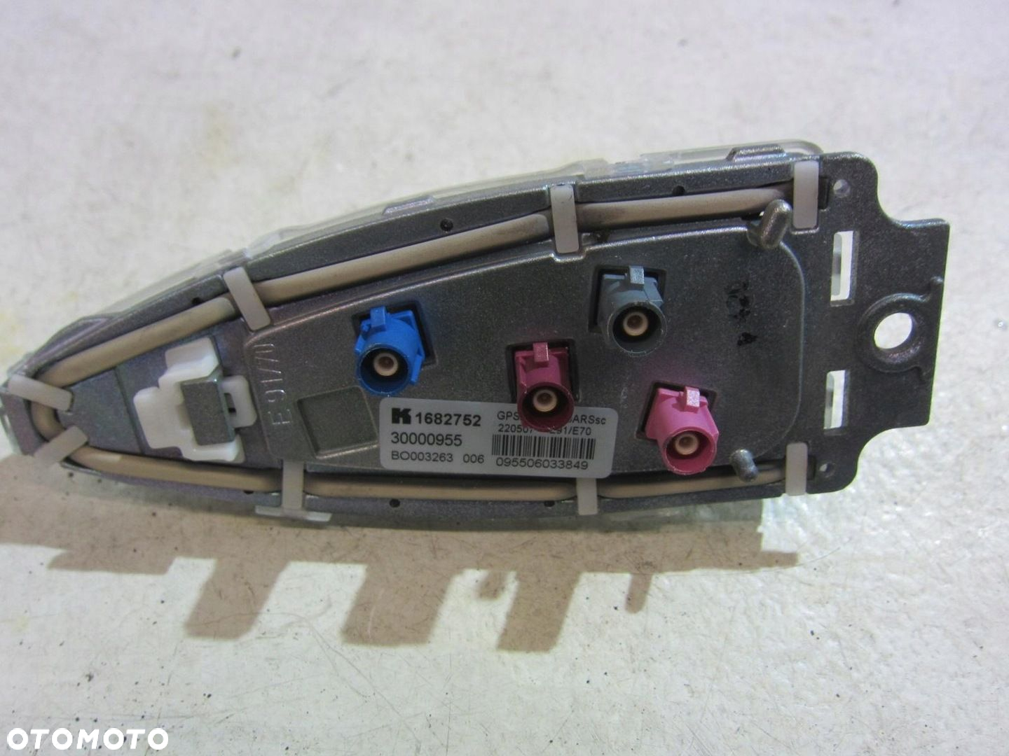 BMW X5 E70 E91 X1 E84 ANTENA DACHOWA GPS WZMACNIACZ 9209431 6972311 - 3