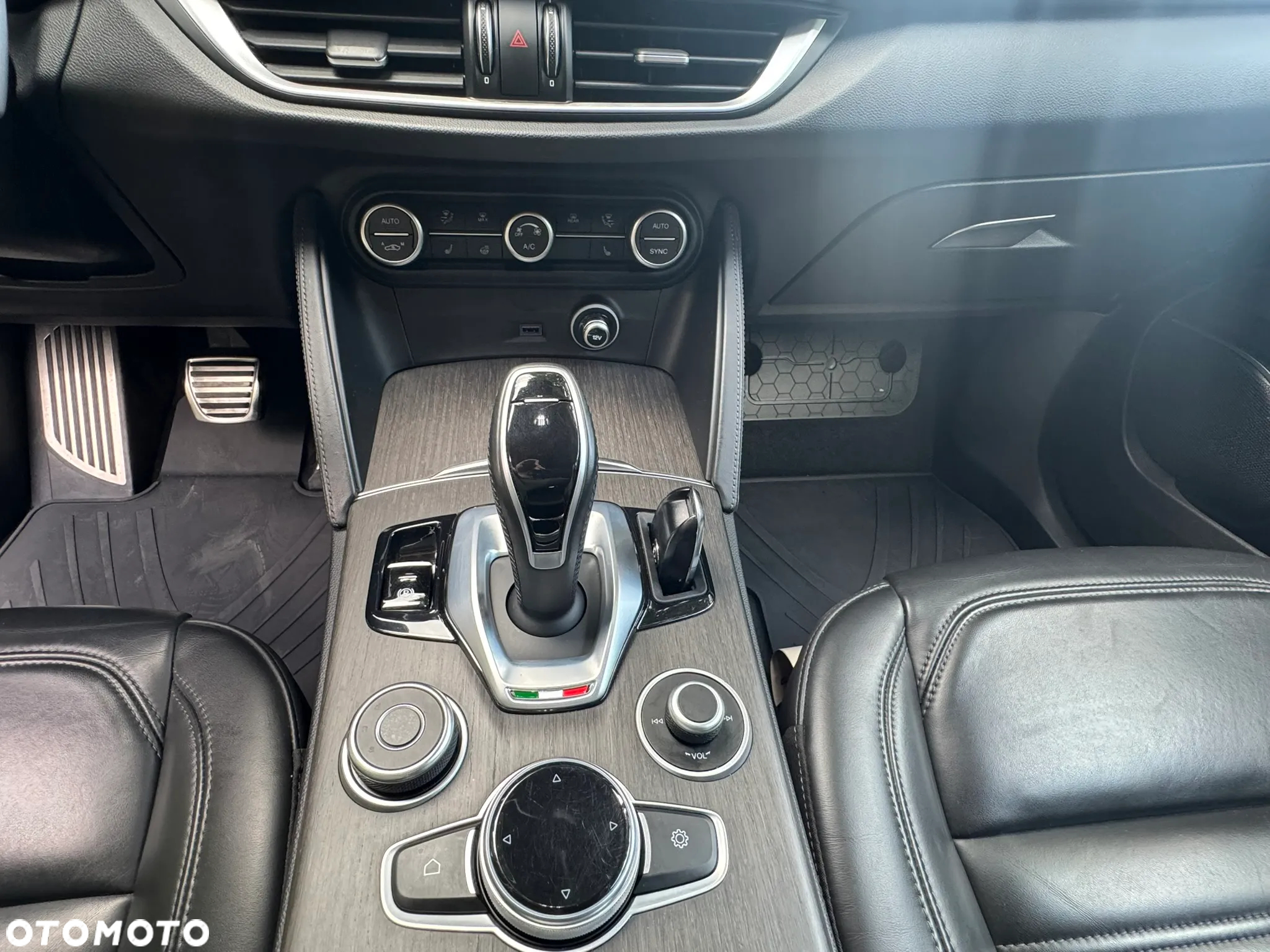 Alfa Romeo Stelvio 2.0 Turbo TI Q4 - 15