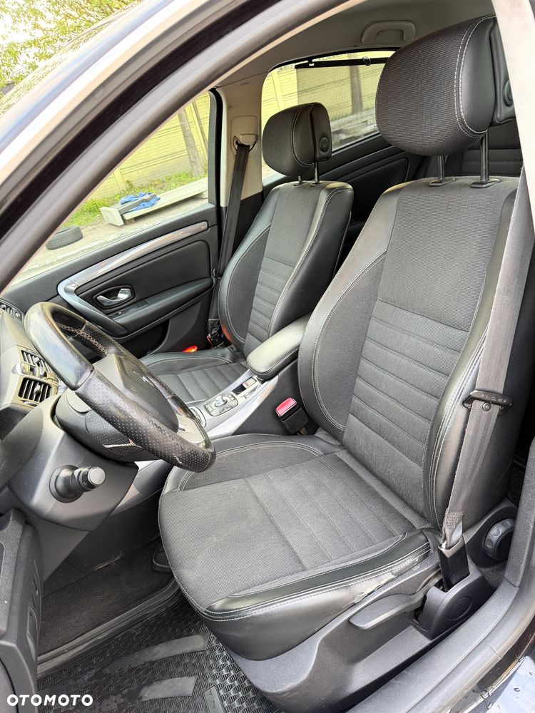 Renault Laguna - 12