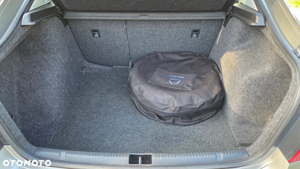 Skoda RAPID 1.2 TSI Active - 14
